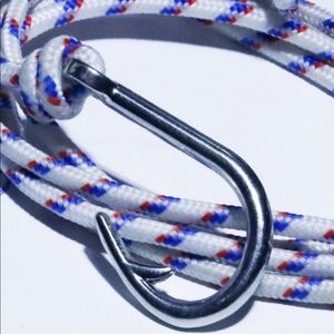 Premium Hook Bracelet